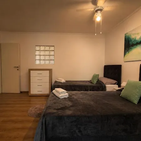 Apartment Tole